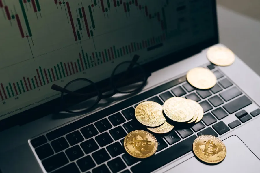 Passive Income Guide for Blockchain Investors