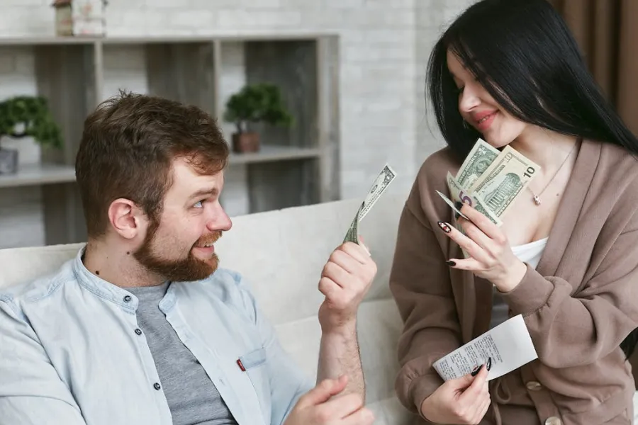 Easy Household Budgeting Tips for Families